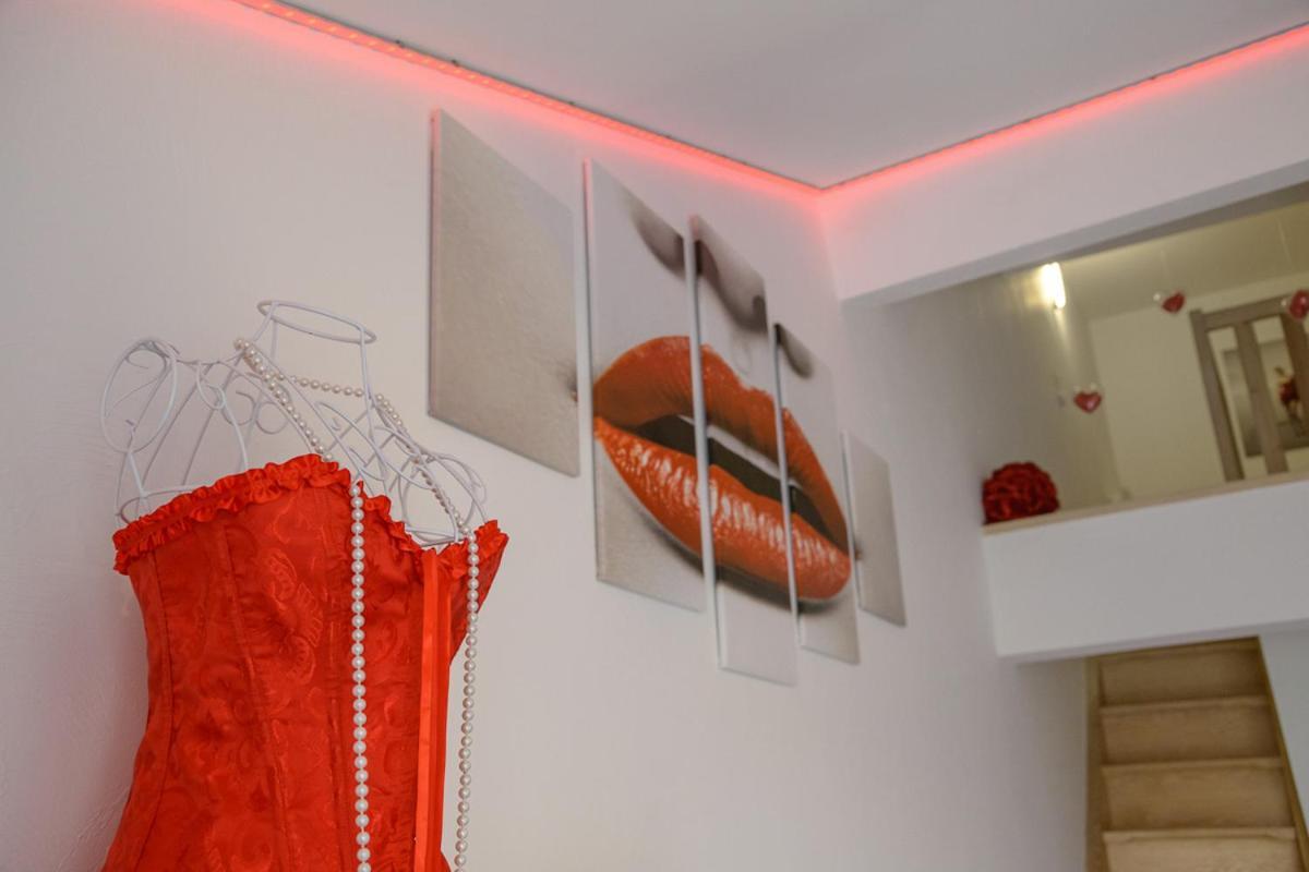 Le Puy-en-Velay Love Room - Suite Romantique Avec Spa Privatif מראה חיצוני תמונה