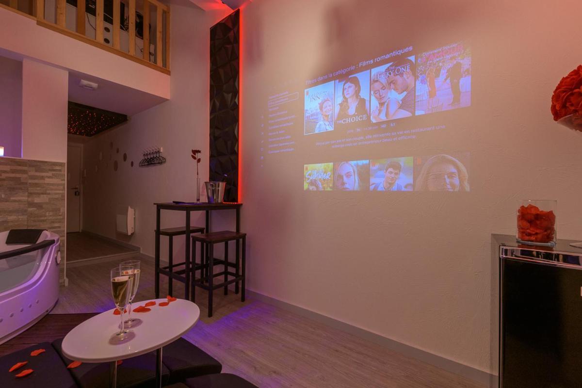 Le Puy-en-Velay Love Room - Suite Romantique Avec Spa Privatif מראה חיצוני תמונה
