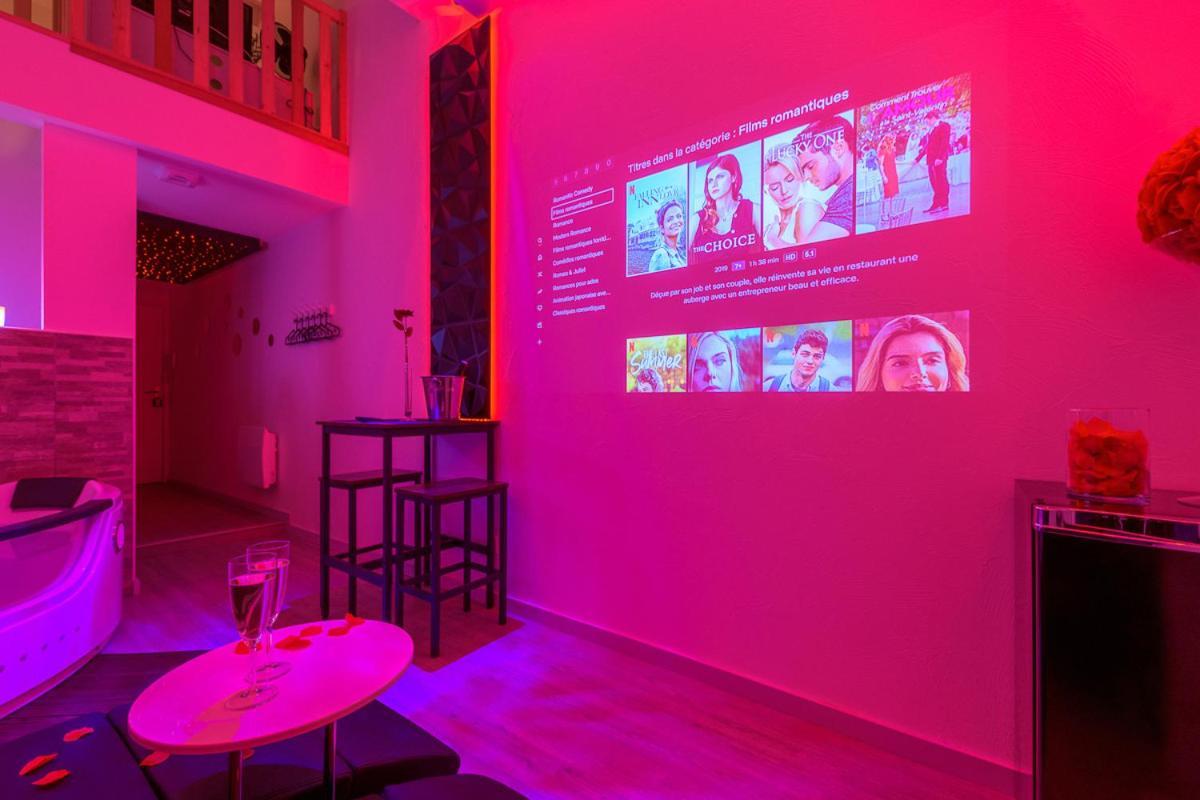 Le Puy-en-Velay Love Room - Suite Romantique Avec Spa Privatif מראה חיצוני תמונה